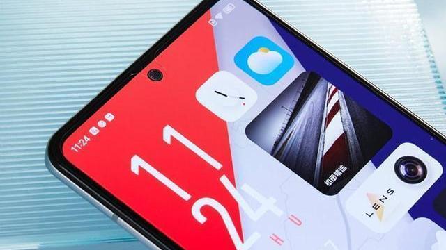 |发布至今下跌1610元，12GB+256GB+送耳机，120W闪充旗舰濒临下架