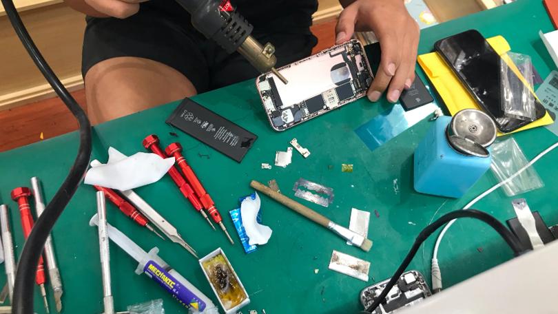 天猫|真实案例！手机维修店的那些“黑幕”，修手机变隐私泄露？当冤大头