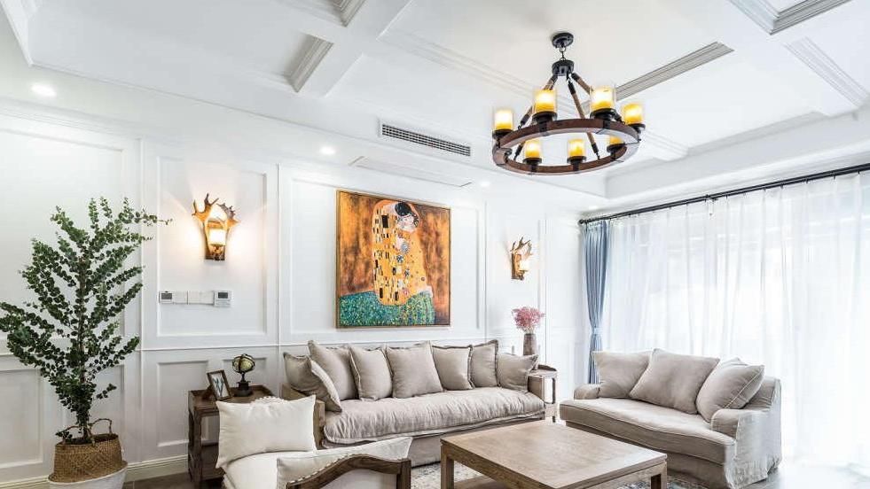 168大平层的冷感简美风，木制壁炉造型电视墙惊艳，这设计给满分