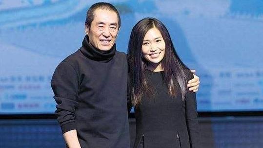 女孩|张艺谋女儿和邱淑贞女儿合体登封，张末气场全开，沈月名媛范十足