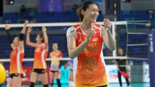 太阳队|姚迪曾7进7出，中国女排2新人恐遭遇同样困境，王逸凡或可留队
