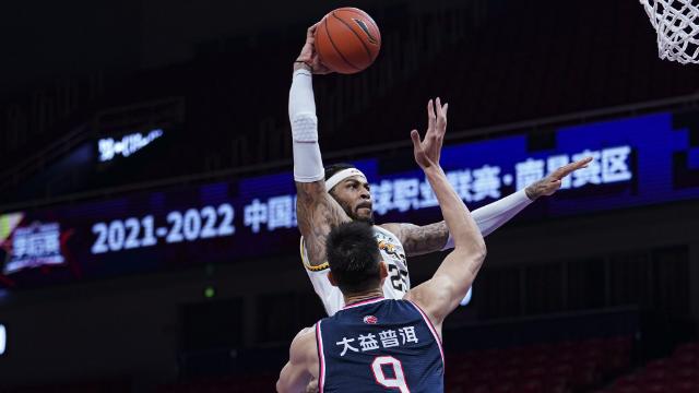 广东男篮|广东宏远淘汰后却获荣誉提名！杨鸣羡慕杜锋，马尚发出行照！
