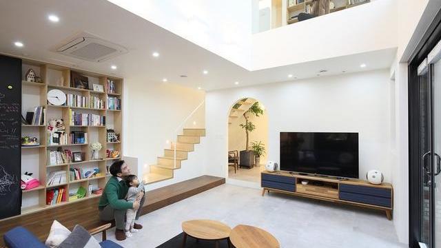 280万买到日本一户建，客厅挑空+顶楼大露台，比国内的房子要实惠