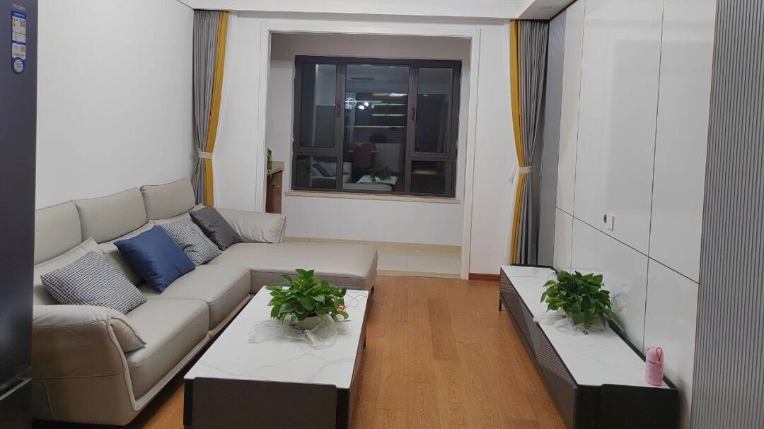 新房正式装修完工，终于给家里孩子一个家，忍不住给大家分享一下