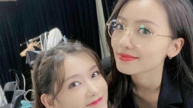 李沐宸|李沐宸道别萧珊，晒出幕后合照，网友：期待她和顾肖结婚！