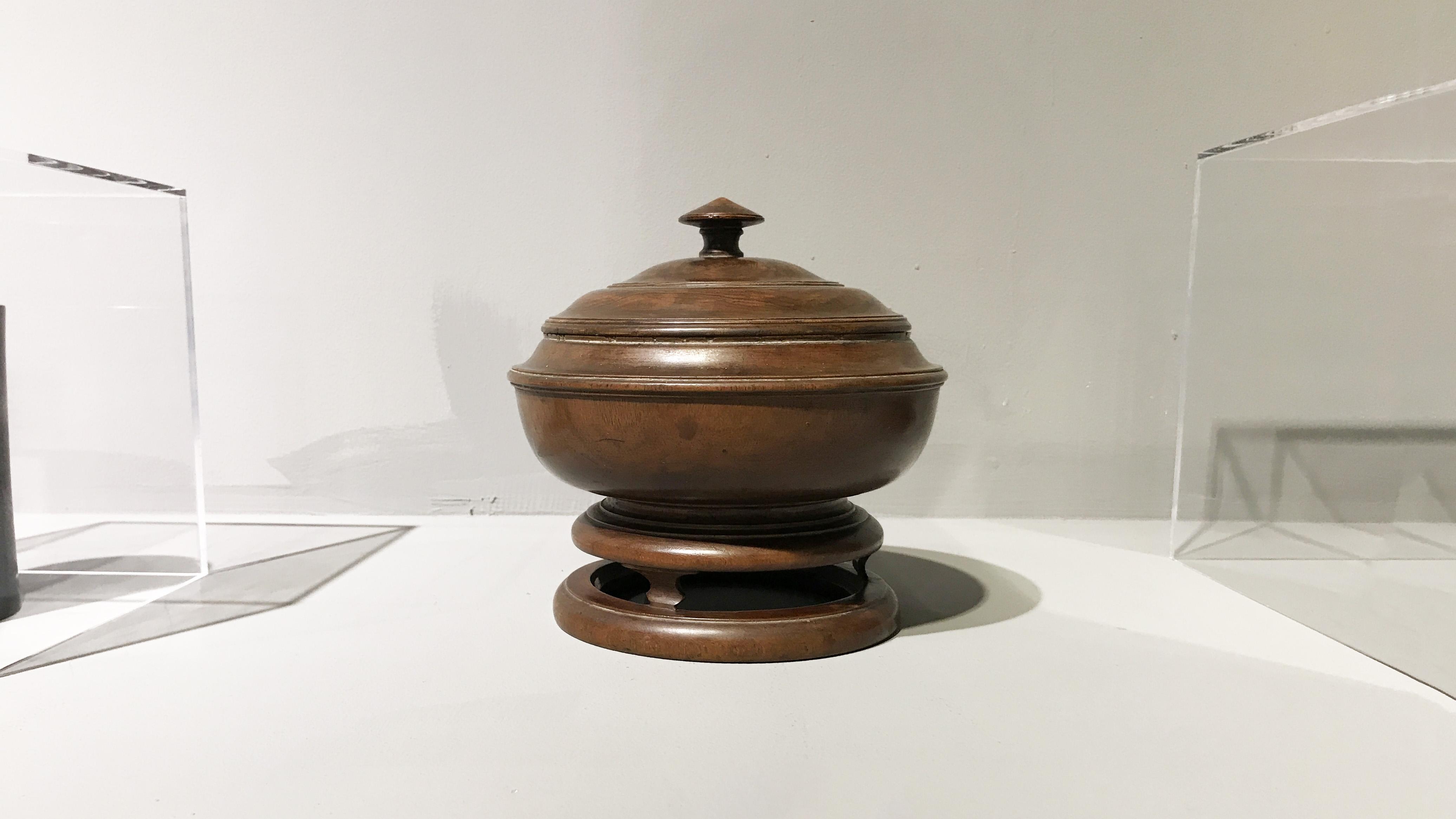 宝贝|盖、盒、座三件套，这个黄花梨宝贝是做什么的？