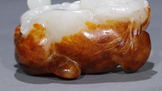 和田玉籽料|旧藏【和田玉籽料 童子戏牛】把玩件