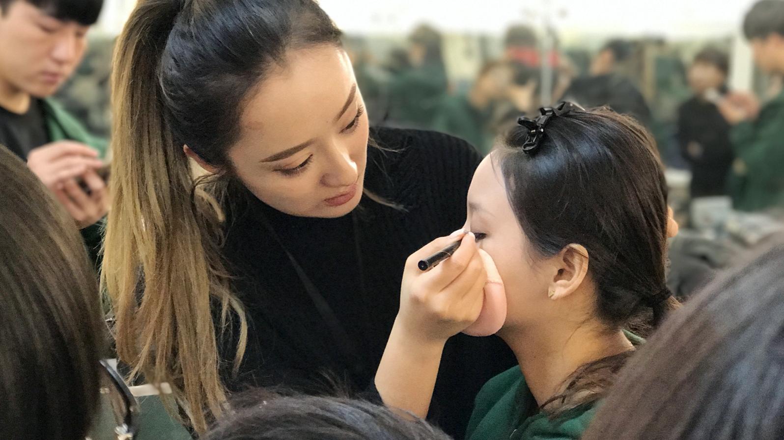 手艺 适合女生学的6门手艺，不读大学可以参考，学时短，回报率还高