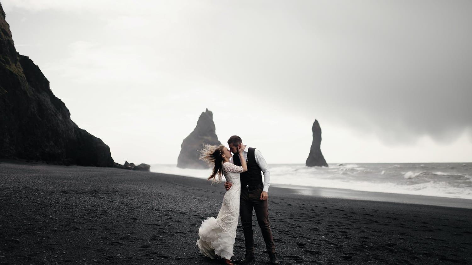 婚礼摄影：如何选择合适的照片放在婚礼相册中