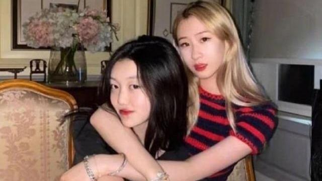 李嫣|李亚鹏女儿李嫣晒出近照，和闺蜜过白色情人节，场面十分温馨