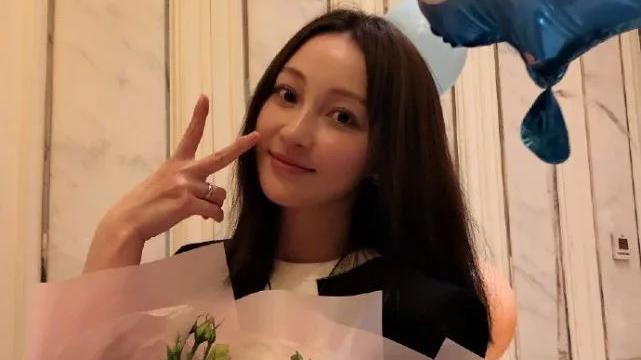 邓伦|汇叔爆料：胖主持和软饭男的瓜？邓伦偷漏税被封杀？姚笛现世报来的快？