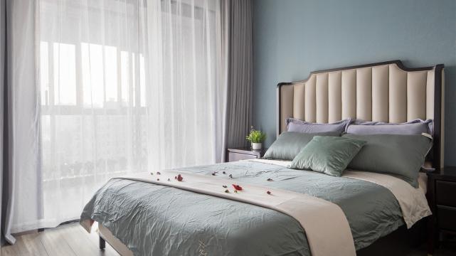 127平现代风四居，客厅的阳台打通，把空间变大变通透