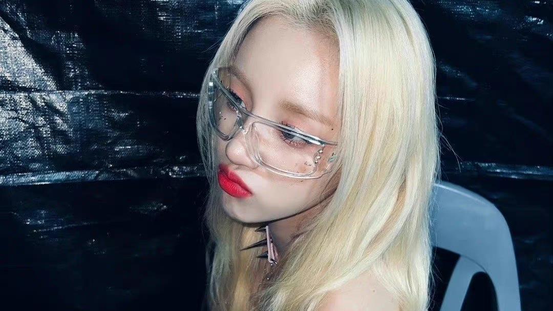 周杰伦|宋雨琦白发魔女造型