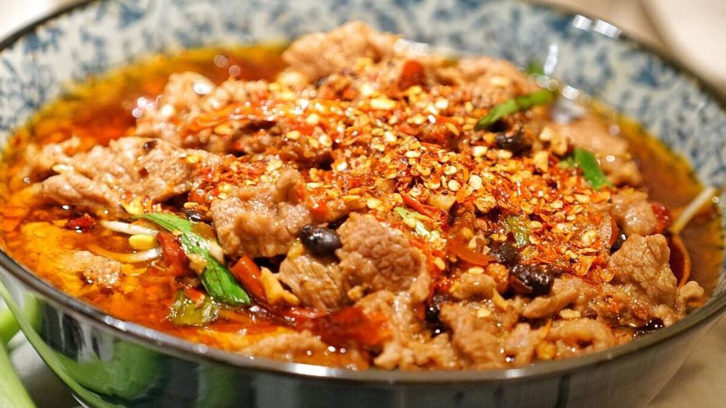 |作为中国菜系当中的佼佼者，成为大家的最爱，你更爱吃哪一种？