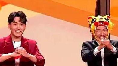 撒贝宁|撒贝宁的四次口误，从虎年春晚开始，沈腾马丽把错误变成了亮点