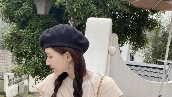赵露思 长相干净的女生，基本都有这“3个特点”，大家看看都占了几个