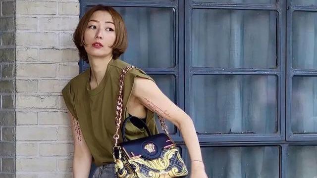 洗发水 郑秀文两个月四次改变发型和发色，网友：变化太快跟不上节奏