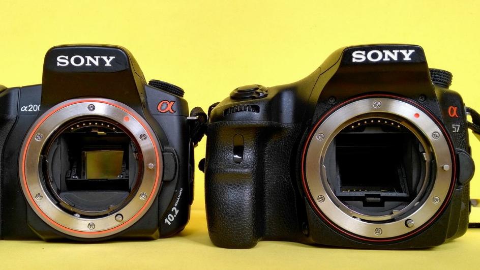 |A7系列是美能达出的，说到底，索尼还是延续了美能达的产品线而已