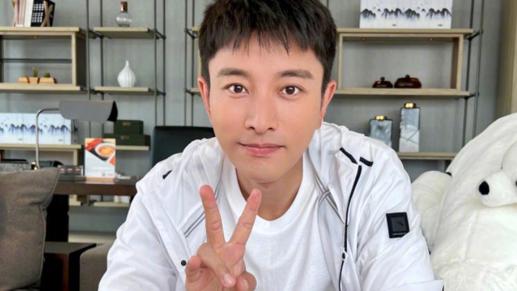 霍思燕|赚钱没底线，道歉不真诚，删网友评论，插刀教站队，他是老实人？