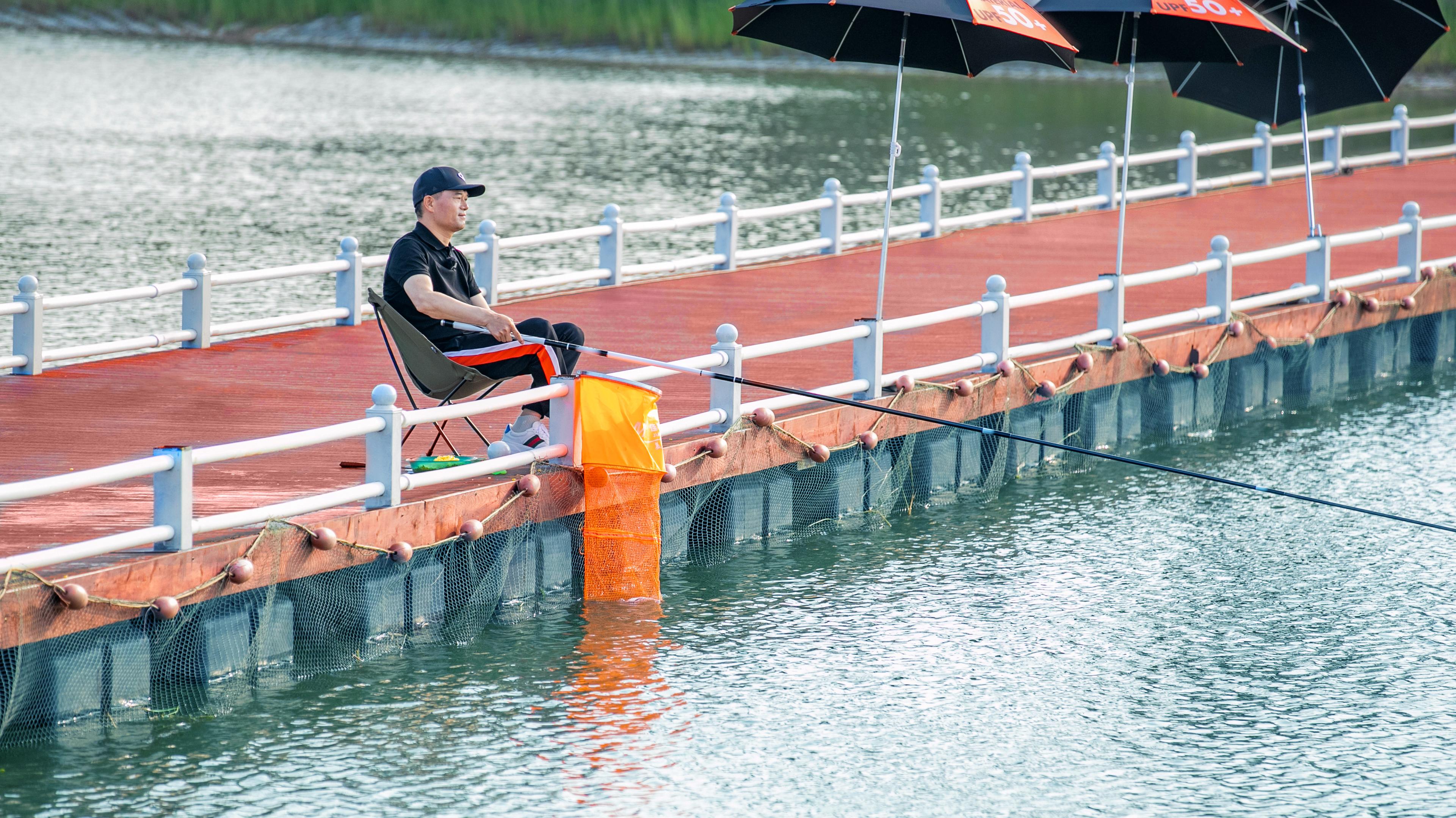 吉利汽车|跟着天元邓刚，一起盘盘吉利新豪越这个“钓鱼佬快乐车”吧