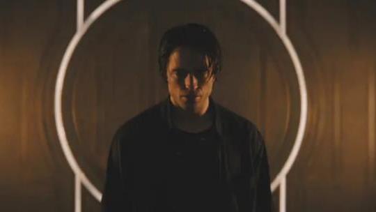 沈腾|《新蝙蝠侠》摄影师解释，为什么他们不让神秘角色出现在镜头前