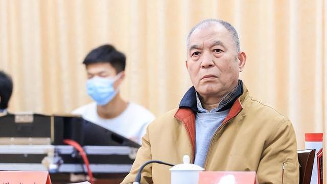 人世间|迎合是没有出路的，某些人该醒醒了！感谢《人世间》编剧的清醒