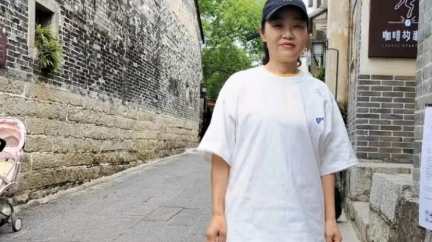 带货|孙卓三姨更改头像，视频中带货虾皮，卓妈评论区为三姨举大旗