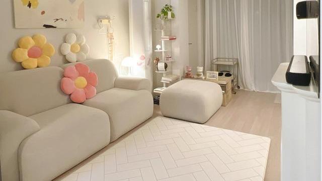 69一家三口住也不挤，打理得干净利落，过着平凡朴实的日常生活