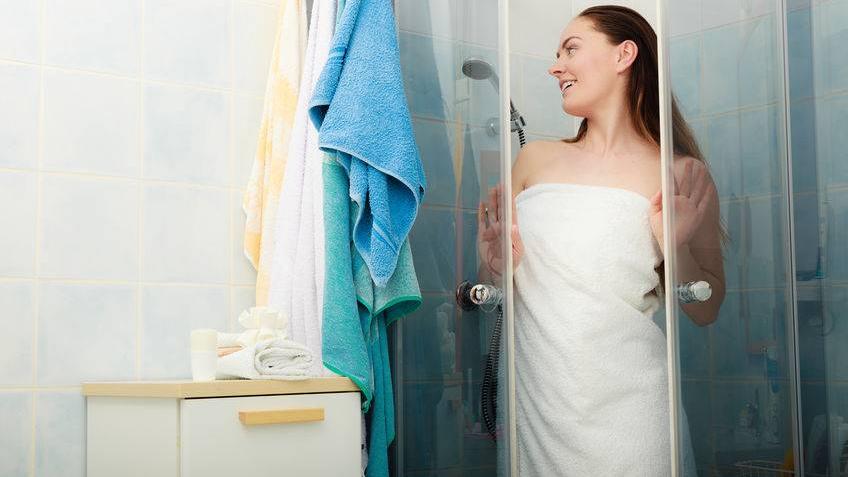 疾病|连续洗30天冷水澡有什么好处？好处虽有，但这3类人可别盲目跟风