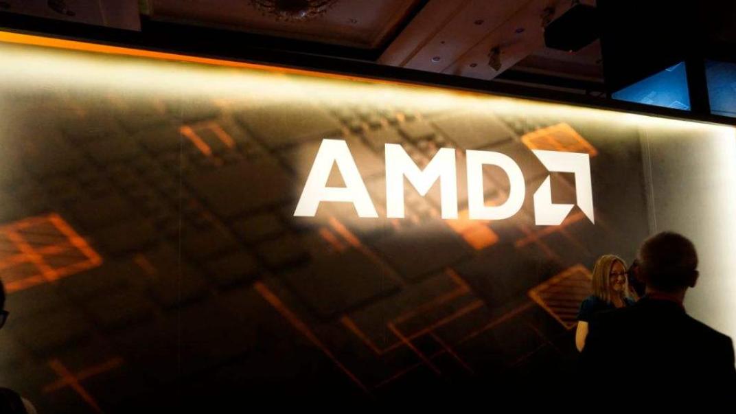 中国联通|7天前华人女高管出手，完成全球最大半导体交易，金额达500亿美元