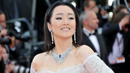 国籍|为什么大家最讨厌加入美国籍的明星，看完美国宣誓词就懂了