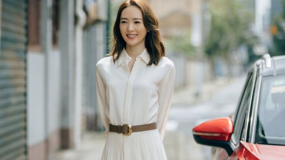 童瑶|童瑶在《心居》换了150套衣服，配锁骨发有气质，堪称高配版顾佳