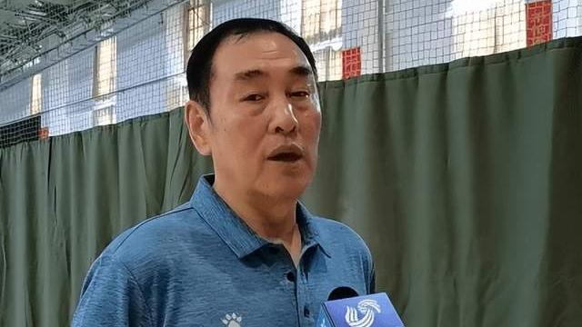 山东男篮|正式签约！2米26大中锋加盟山东队，携手顶级后卫，未来让人期待