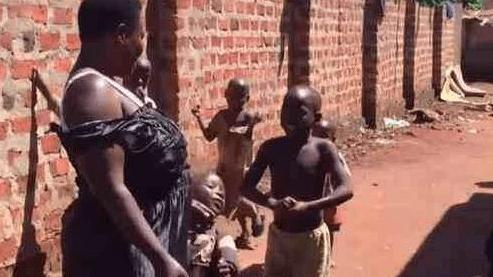 陈怡|又一位中国女孩嫁给黑人，男方比她大14岁，网友：又是酋长王子？