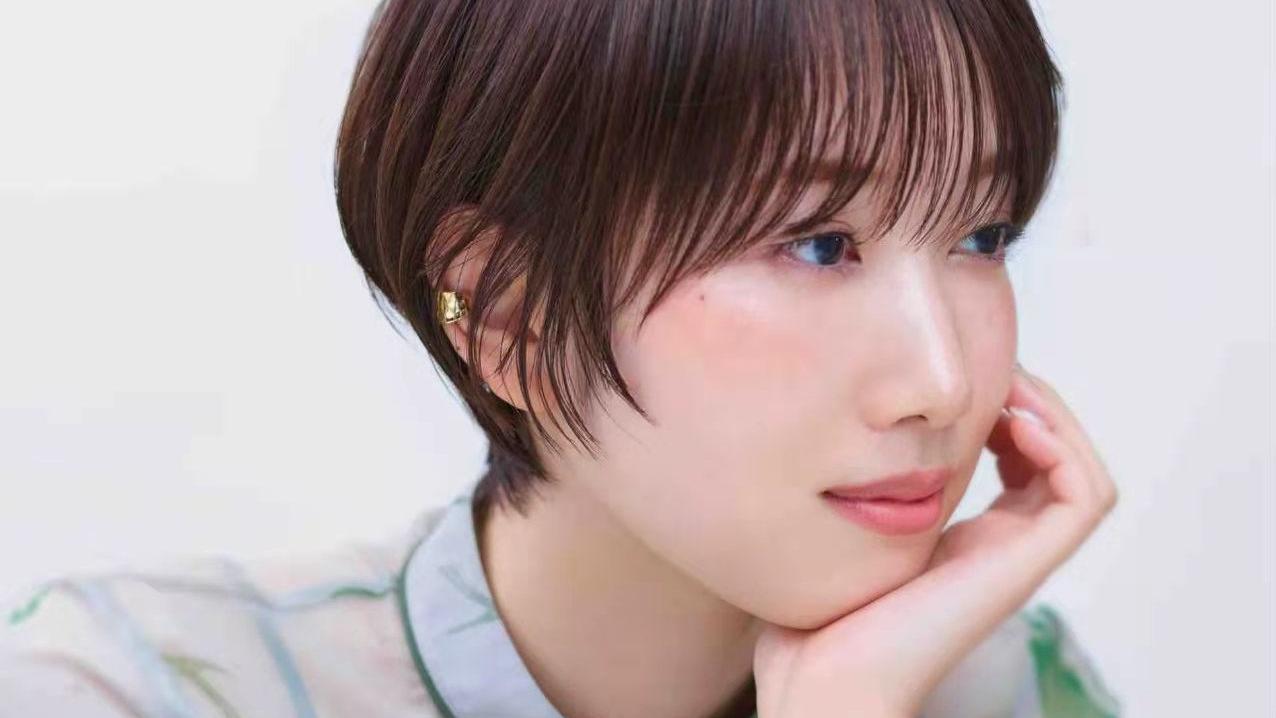 发型 40岁的女人，染什么颜色显白又减龄？这三种选色方法实用又好掌握