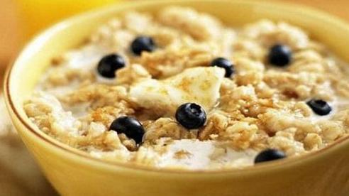 饮食|牛奶加燕麦，是完美的早餐吃法？夏日的早餐里，不要错过这些食物