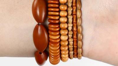 蜜蜡|文玩隔片千千万，能够一起走上颜值巅峰的品种是它！