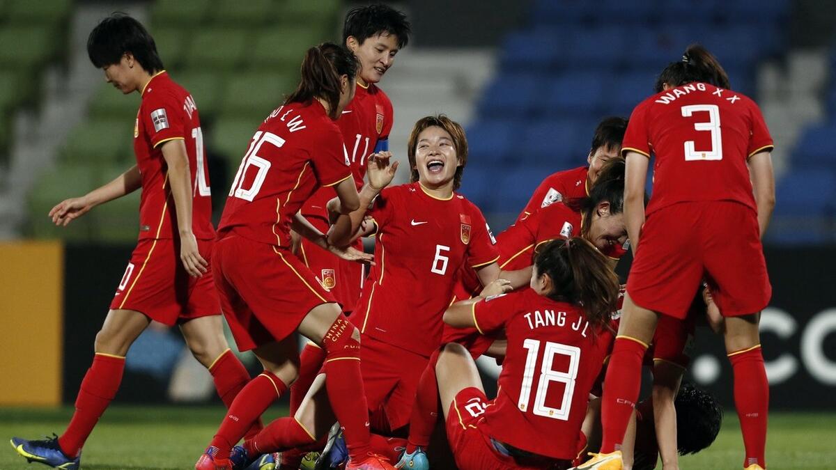 中国队|6比5！中国队破14年魔咒，水庆霞封神，球迷官博怒赞：女足是国足