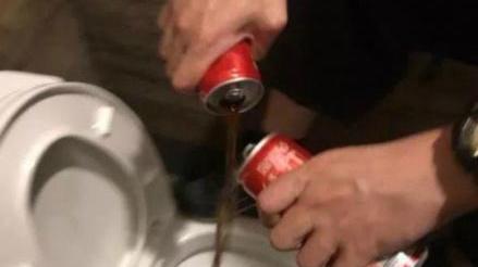 一开始减肥的时候，可乐总是无辜受害者