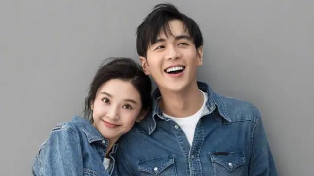 张若昀|张若昀唐艺昕携女儿度假，2岁小樱桃粉嫩现身，安全问题引人担忧