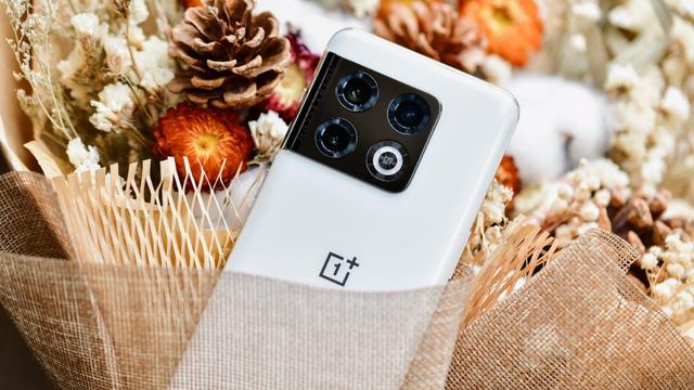 |刘作虎：12+512G给用户降500，一加10Pro也降价了！