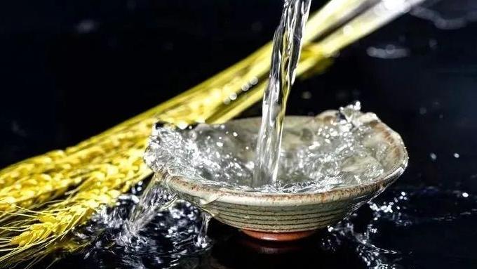 白酒贮存老熟|《白酒贮存老熟》七讲：7. 白酒的人工老熟