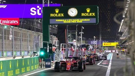 佩雷兹|F1沙特排位赛：梅奔引擎阵营继续挣扎，汉密尔顿无缘Q2, 佩雷兹杆位