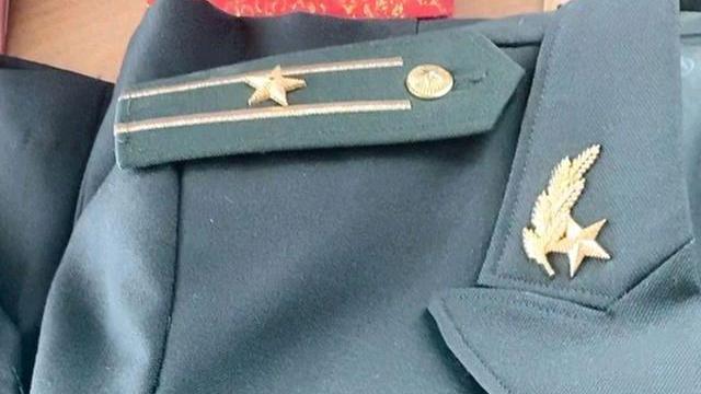 许敏|许敏也曾经是一名军人，享受两杠两星待遇