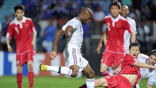 国足|1-0到2-0！加拿大队狂飙，赢球=36年首次进世界杯，比国足更幸运