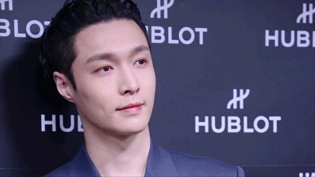 张艺兴|张艺兴再次迎来好消息，新剧官宣定档2.23，阵容太强大了