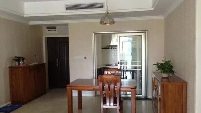 网友给父母买的新房装修完工，简装不做造型也很美，实用又环保