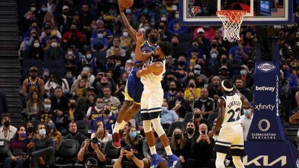 扣篮|NBA现役五大弹跳最好的球星：詹姆斯落选，枸杞哥实至名归