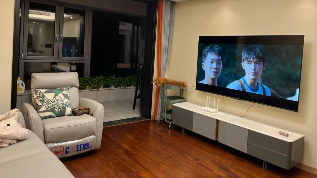 父母帮忙装修的新房很满意，打扫干净准备乔迁入住，太有福气了！