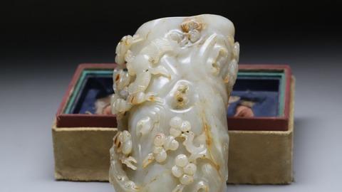 和田玉籽料|舊藏和田玉籽料“松鹤延年”笔筒